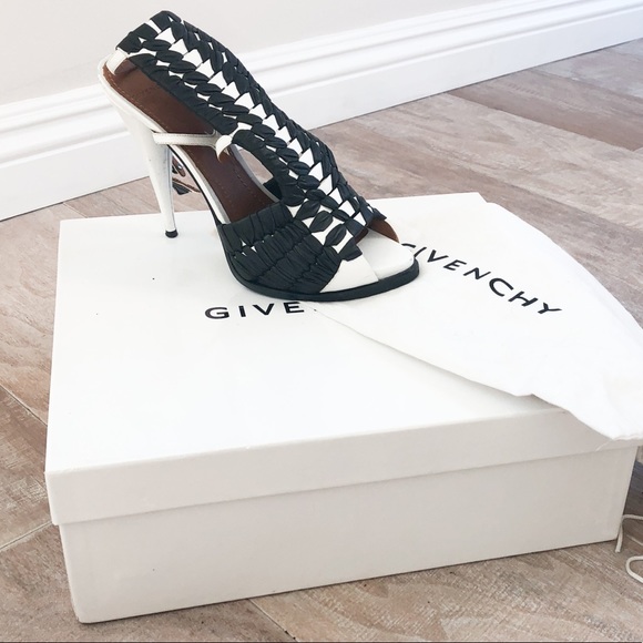 GIVENCHY Woven Leather Peep Toe Sandal Heels RARE - Picture 8 of 8